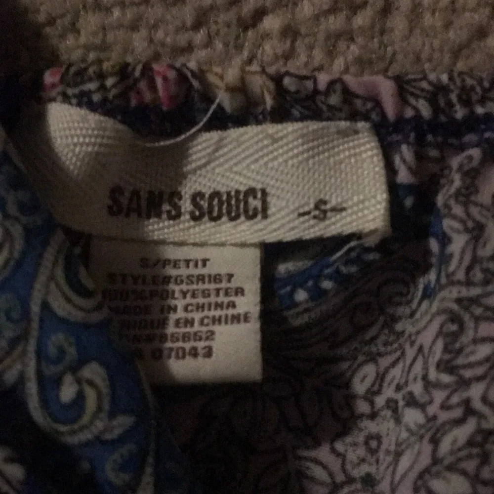Sans Souci small Patterned Romper - Picture 2 of 3